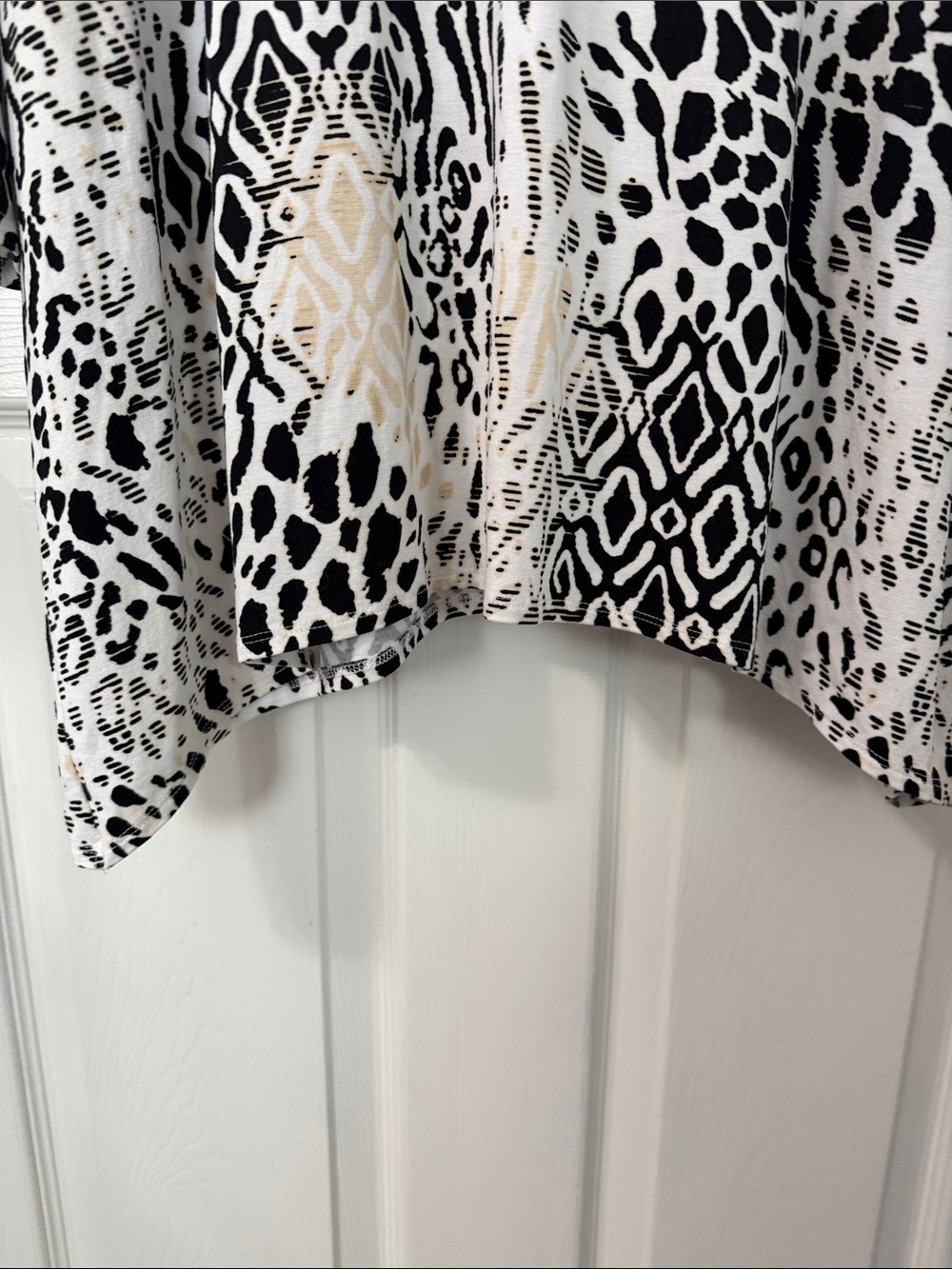 Chico's Black, White & Cream Animal Print V-Neck Tunic - Picture 3 of 4